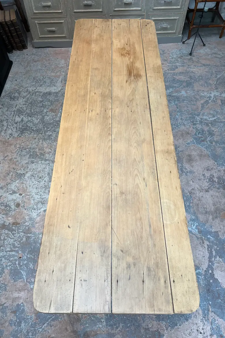 Grande table de bistrot en hêtre Début XXème