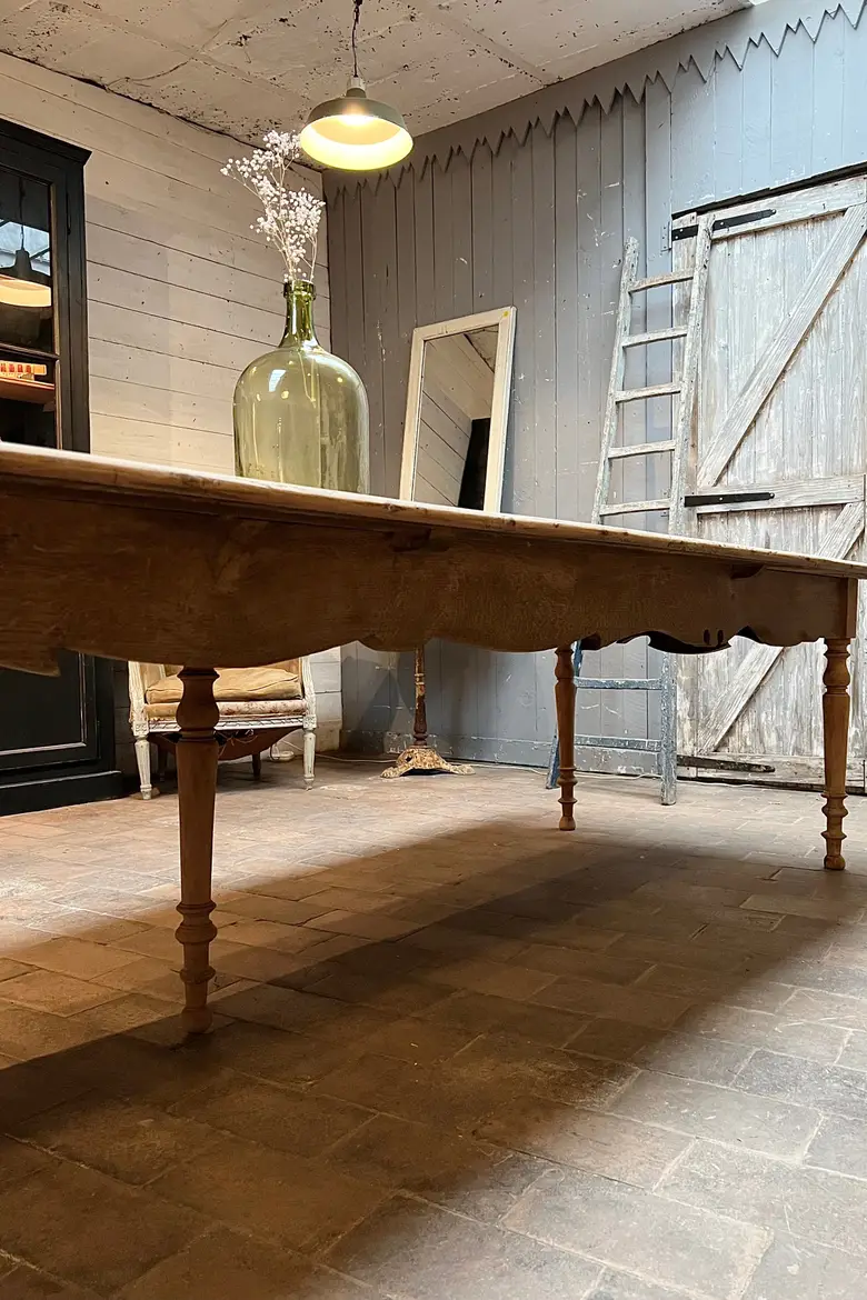 Grande table de château en sapin XIXème