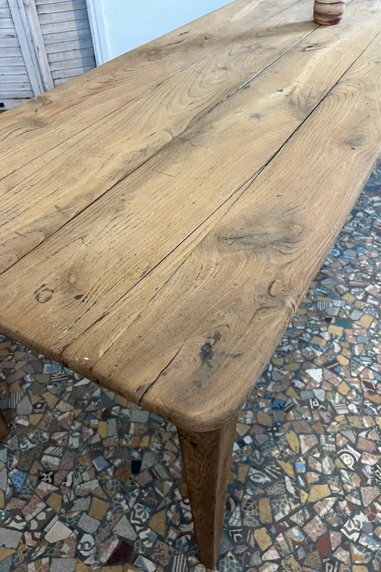 Grande table de ferme en châtaignier