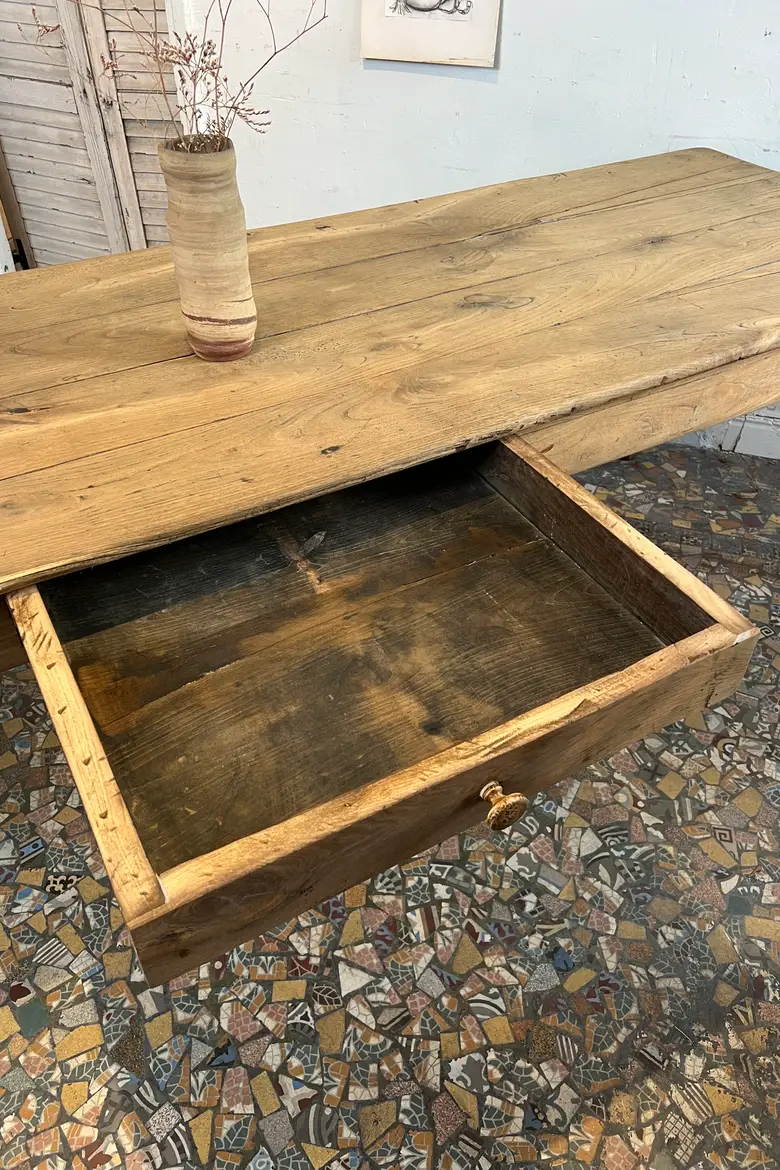 Grande table de ferme en châtaignier