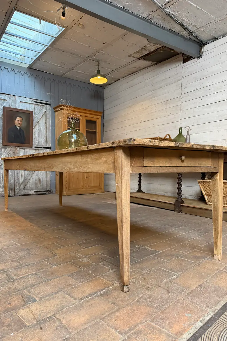 Grande table de ferme en chêne – XIXe siècle