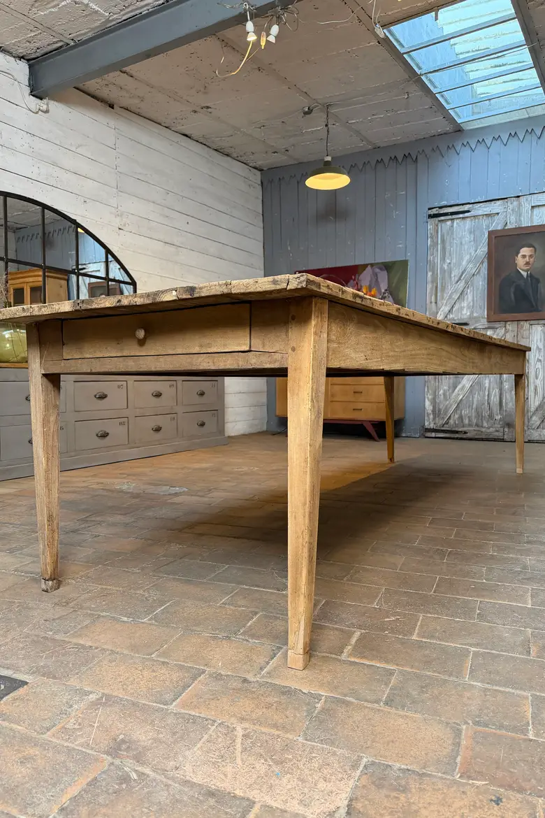Grande table de ferme en chêne – XIXe siècle