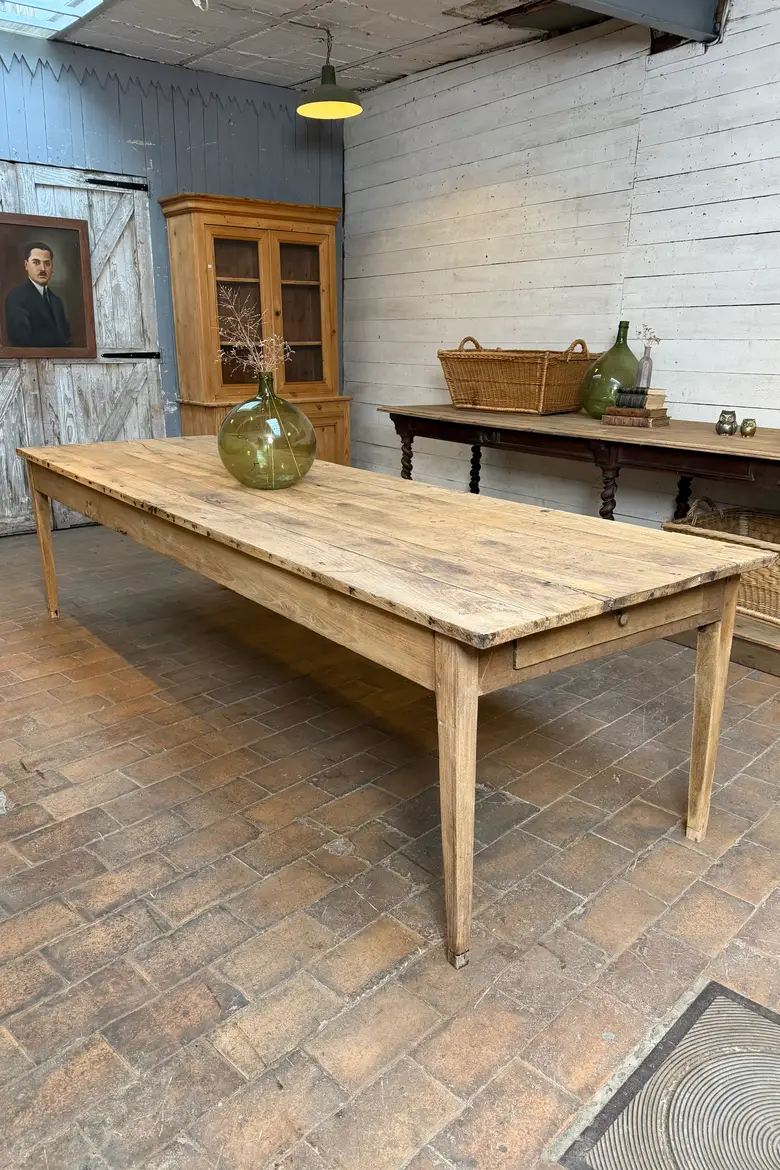 Grande table de ferme en chêne – XIXe siècle