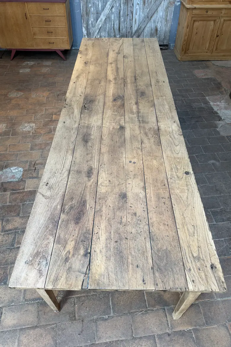 Grande table de ferme en chêne – XIXe siècle