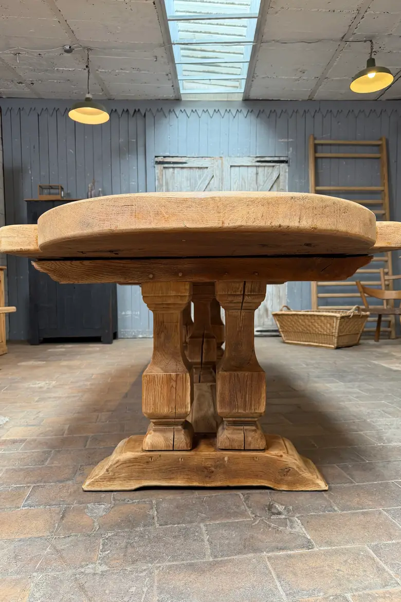 Grande table de monastère en chêne