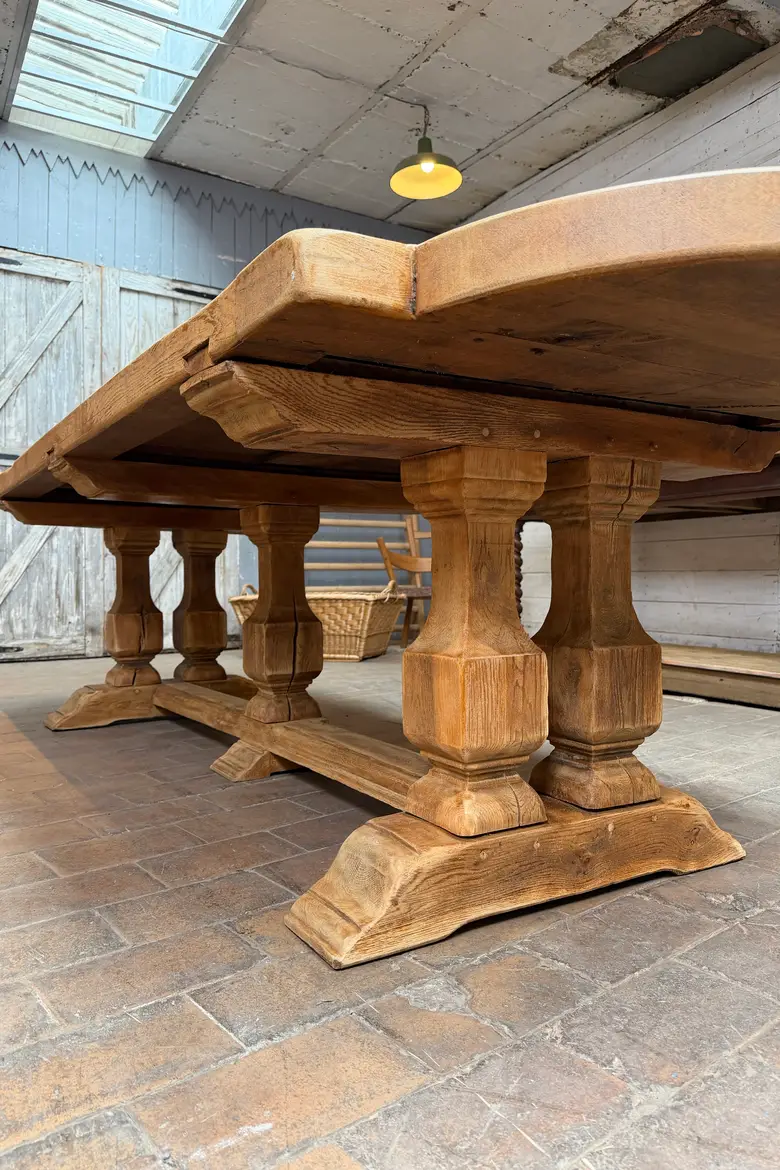 Grande table de monastère en chêne