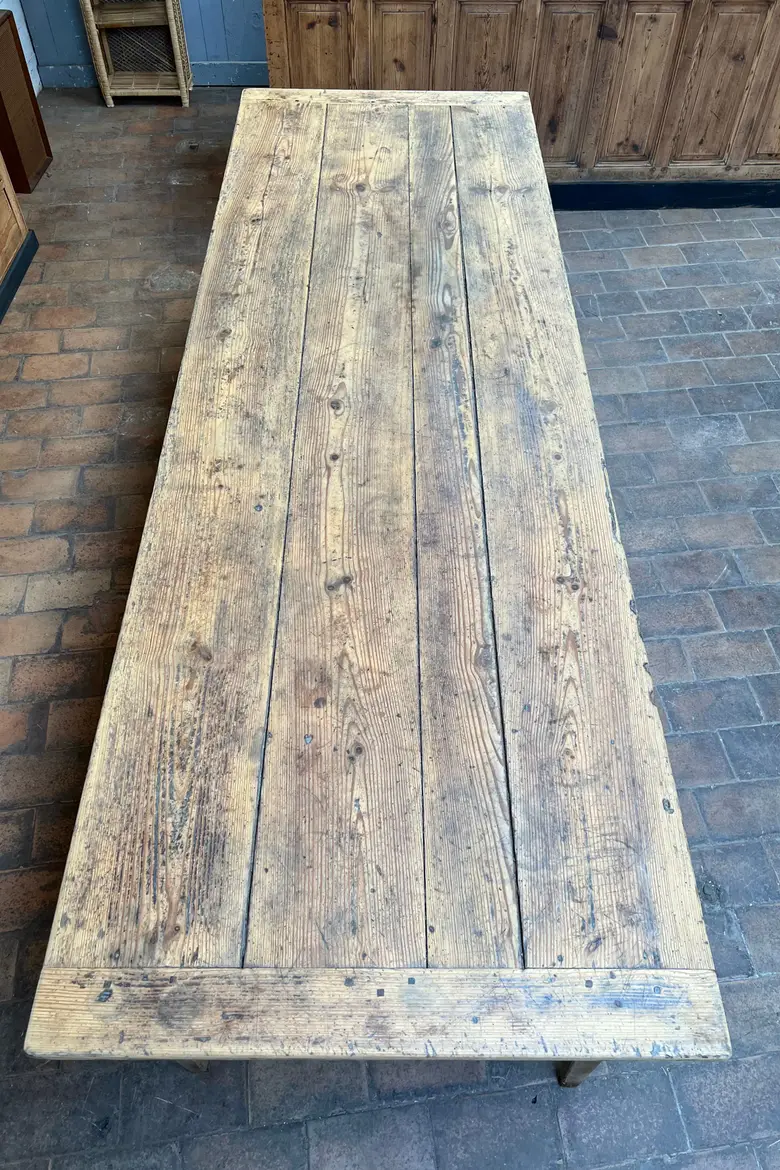 Grande table de réfectoire en sapin Début XXème