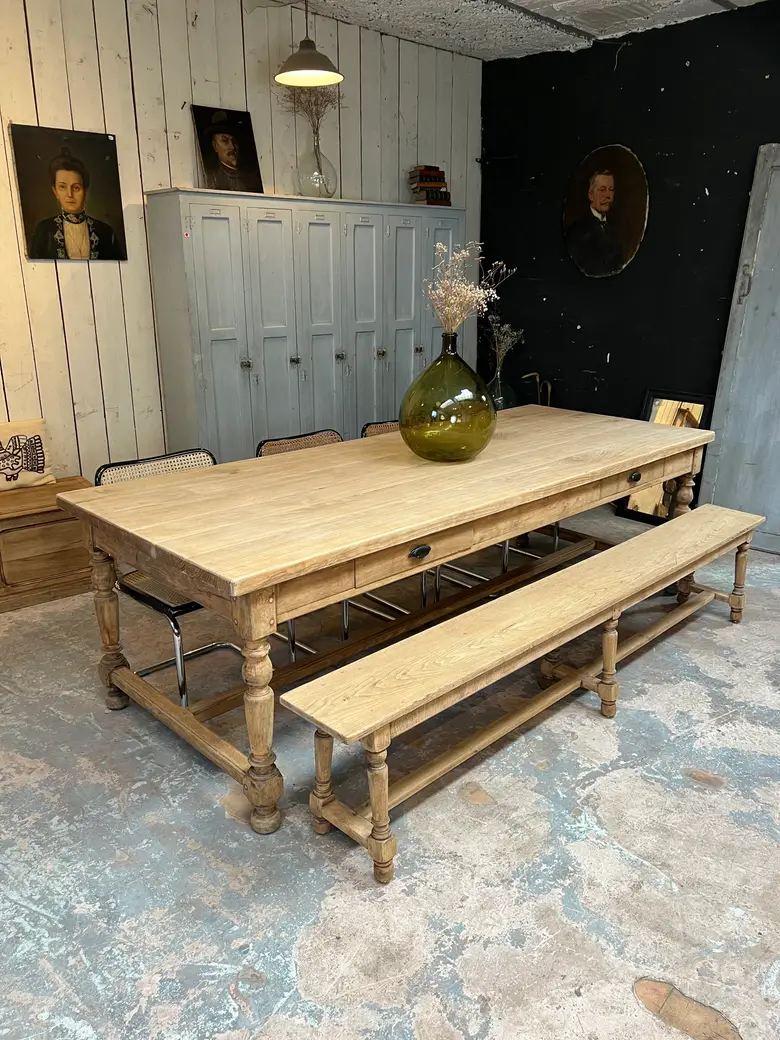 Grande table de travail en chêne