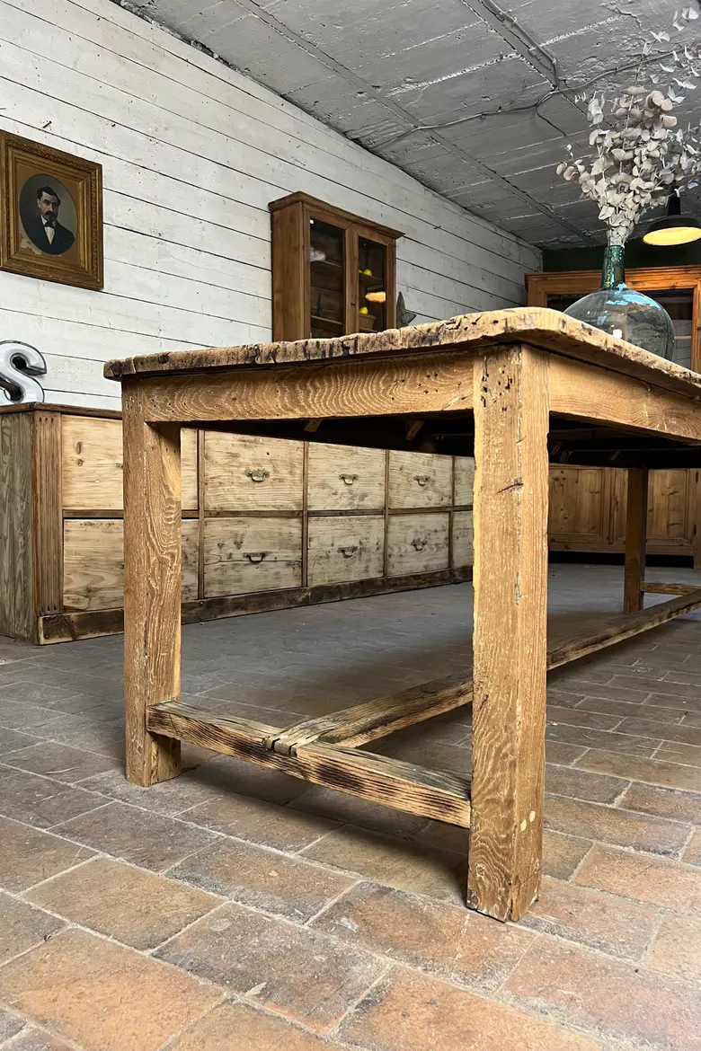 Grande table de travail en chêne