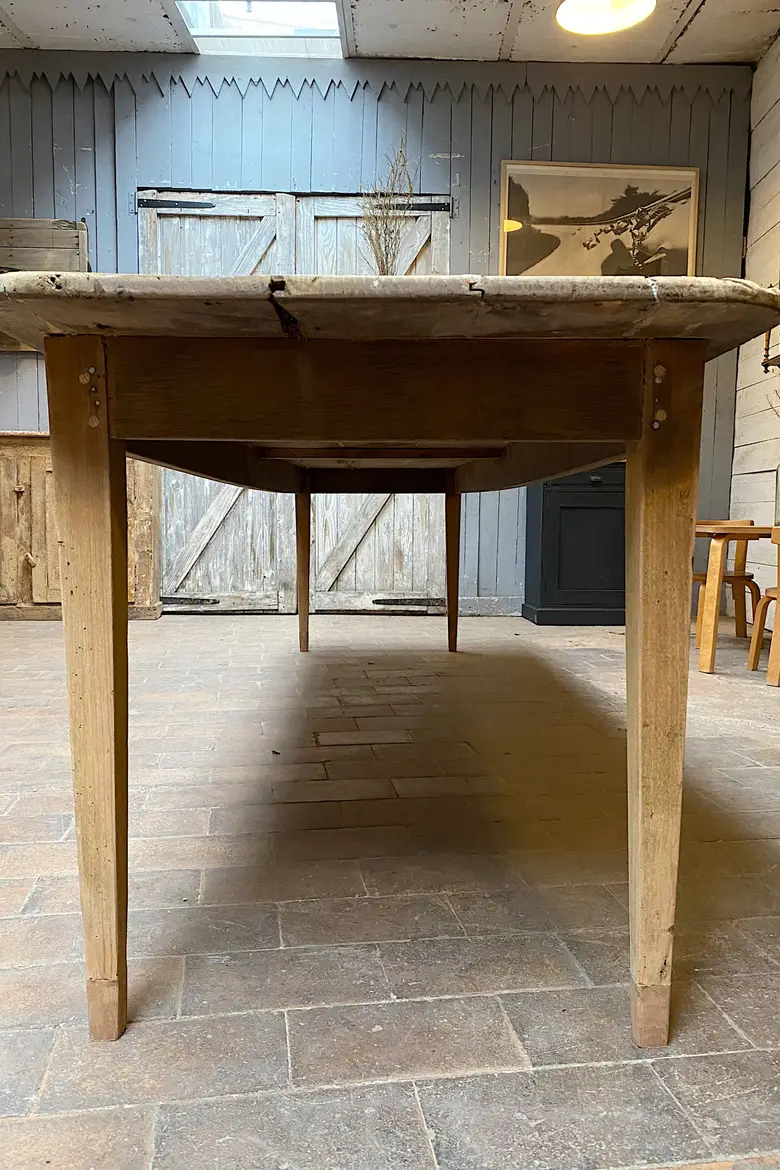 Grande table d'estaminet en peuplier Début XXème