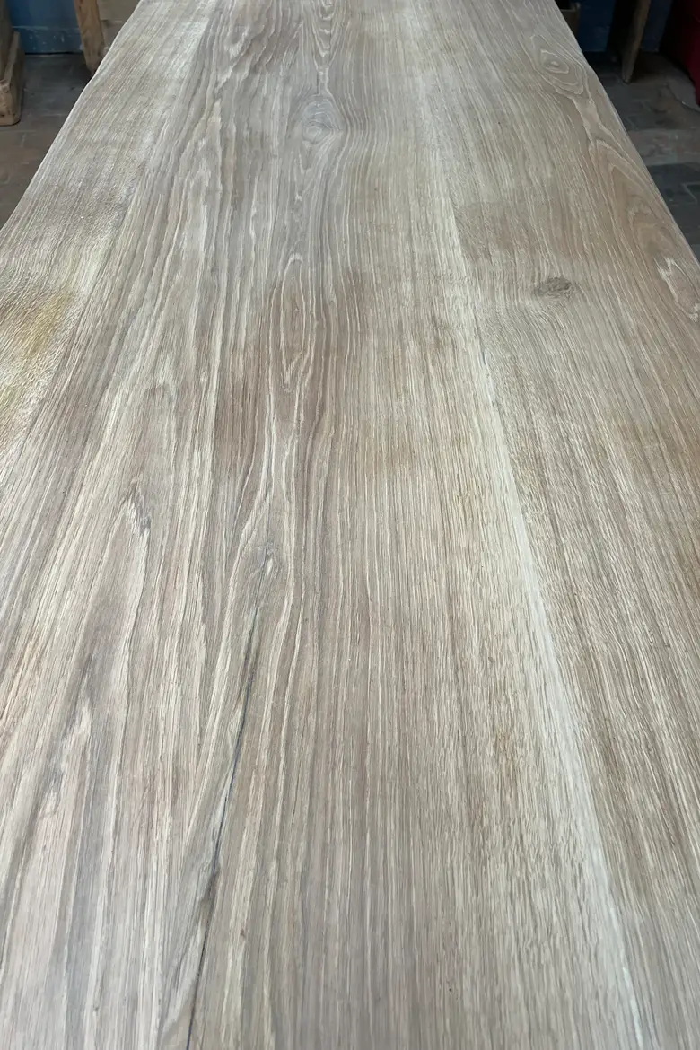 Grande table en chêne