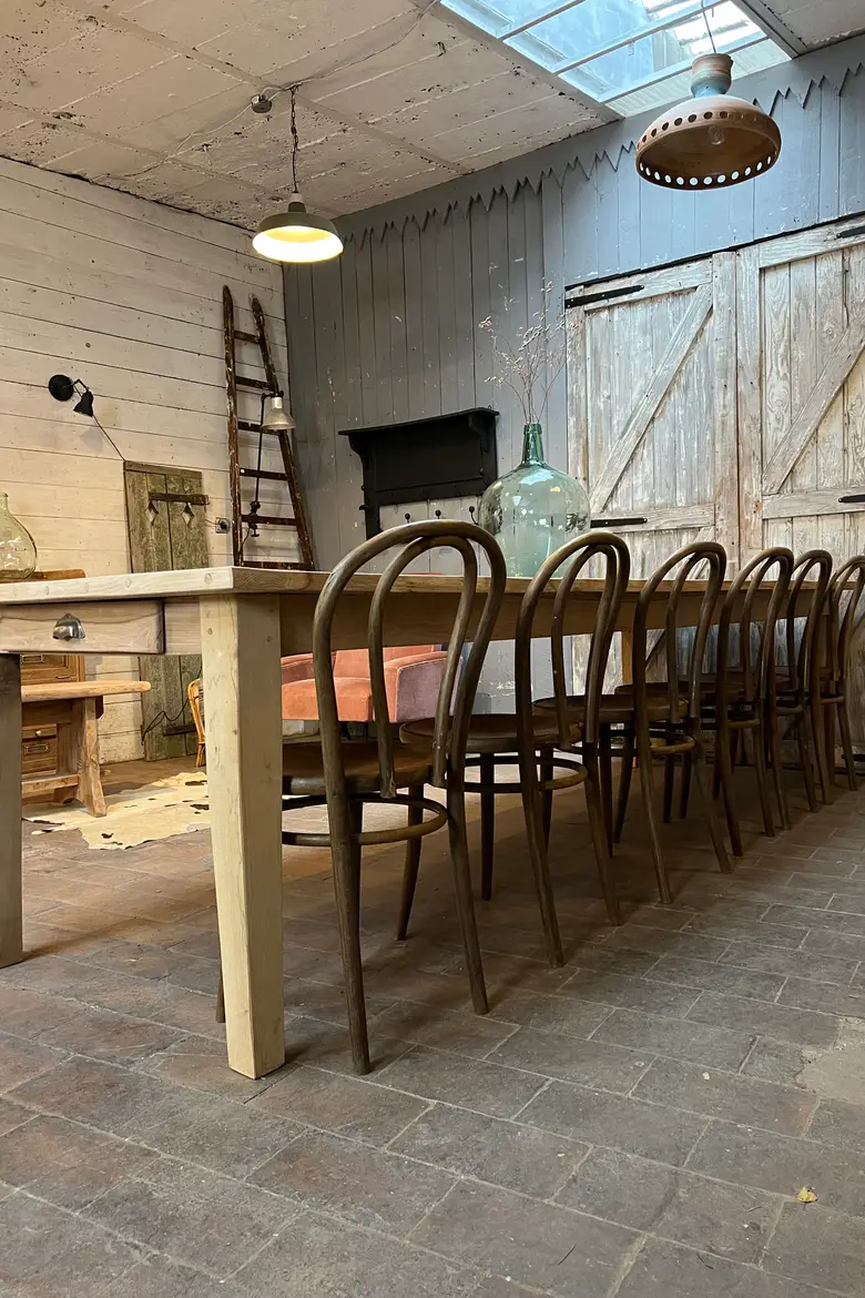 Grande table en chêne