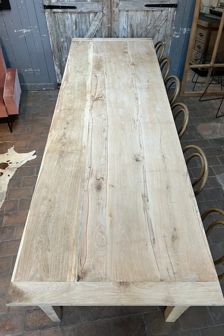 Grande table en chêne