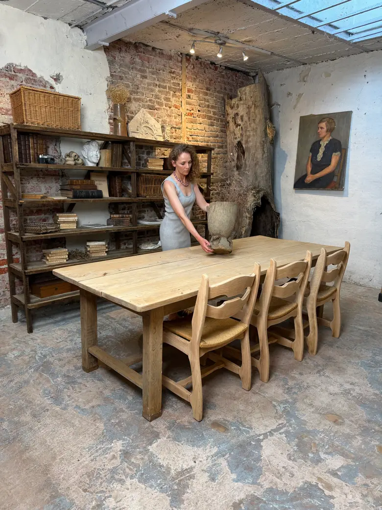 Grande table en chêne — Grande table en chêne
