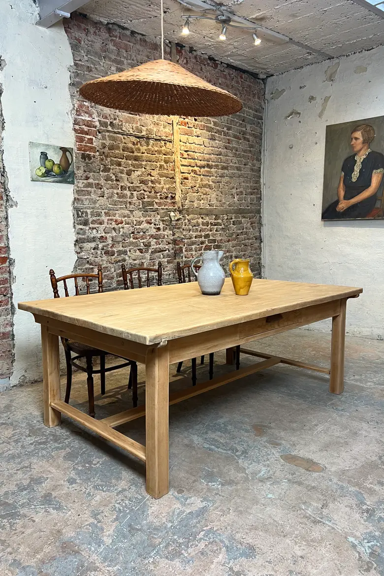 Grande table en chêne – années 50
