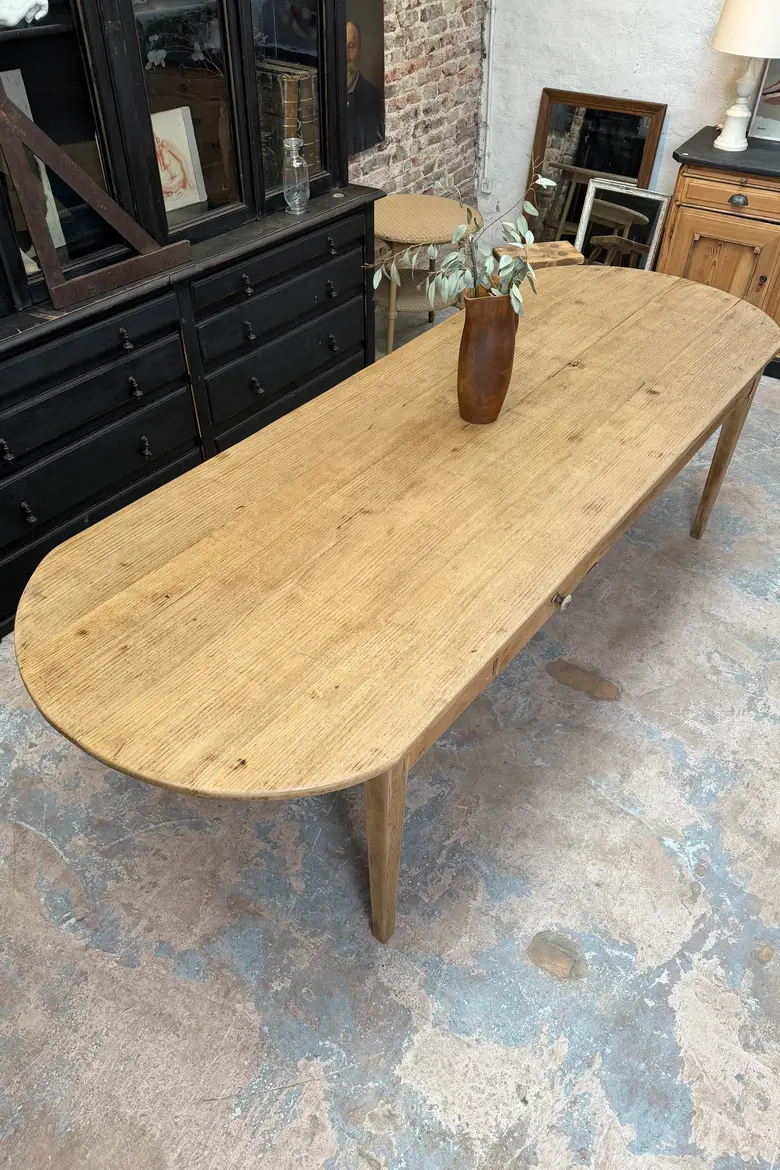 Grande table en chêne – début XXe siècle