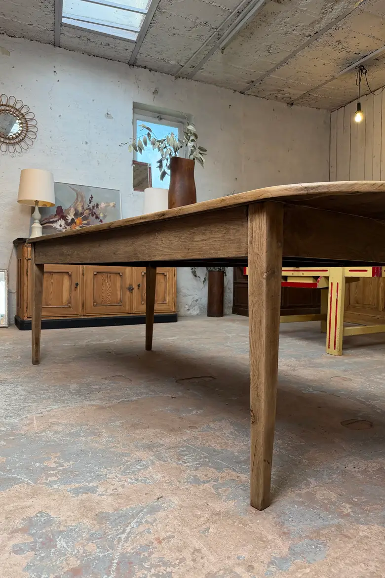 Grande table en chêne – début XXe siècle