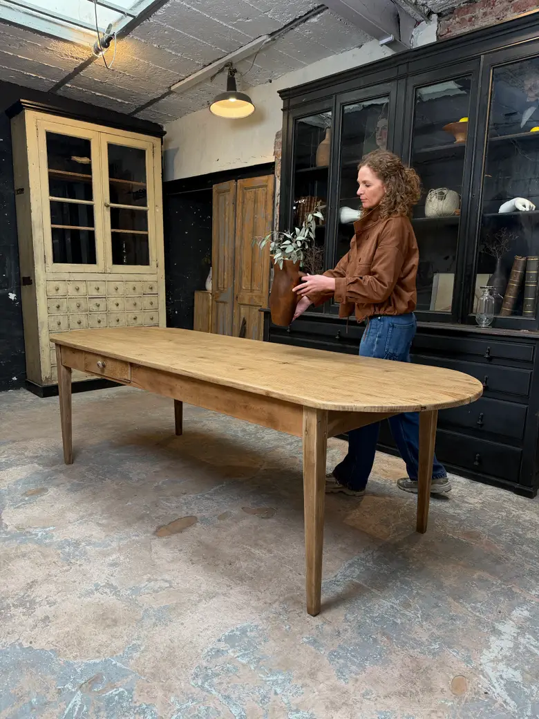 Grande table en chêne – début XXe siècle