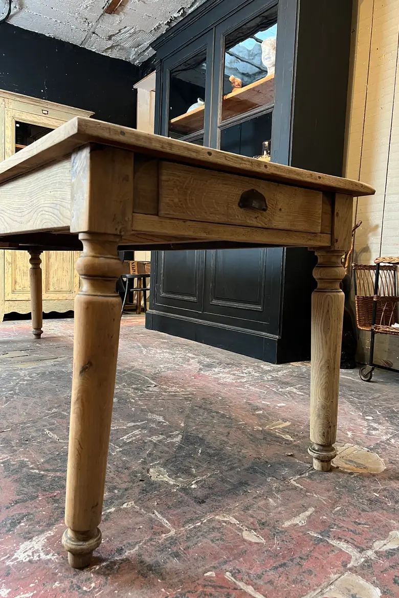 Grande table en chêne Début XXème