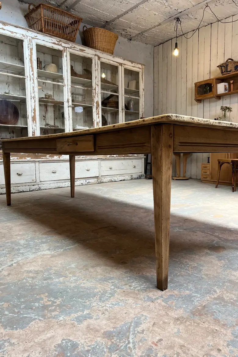 Grande table en chêne et en peuplier - fin XIXe siècle