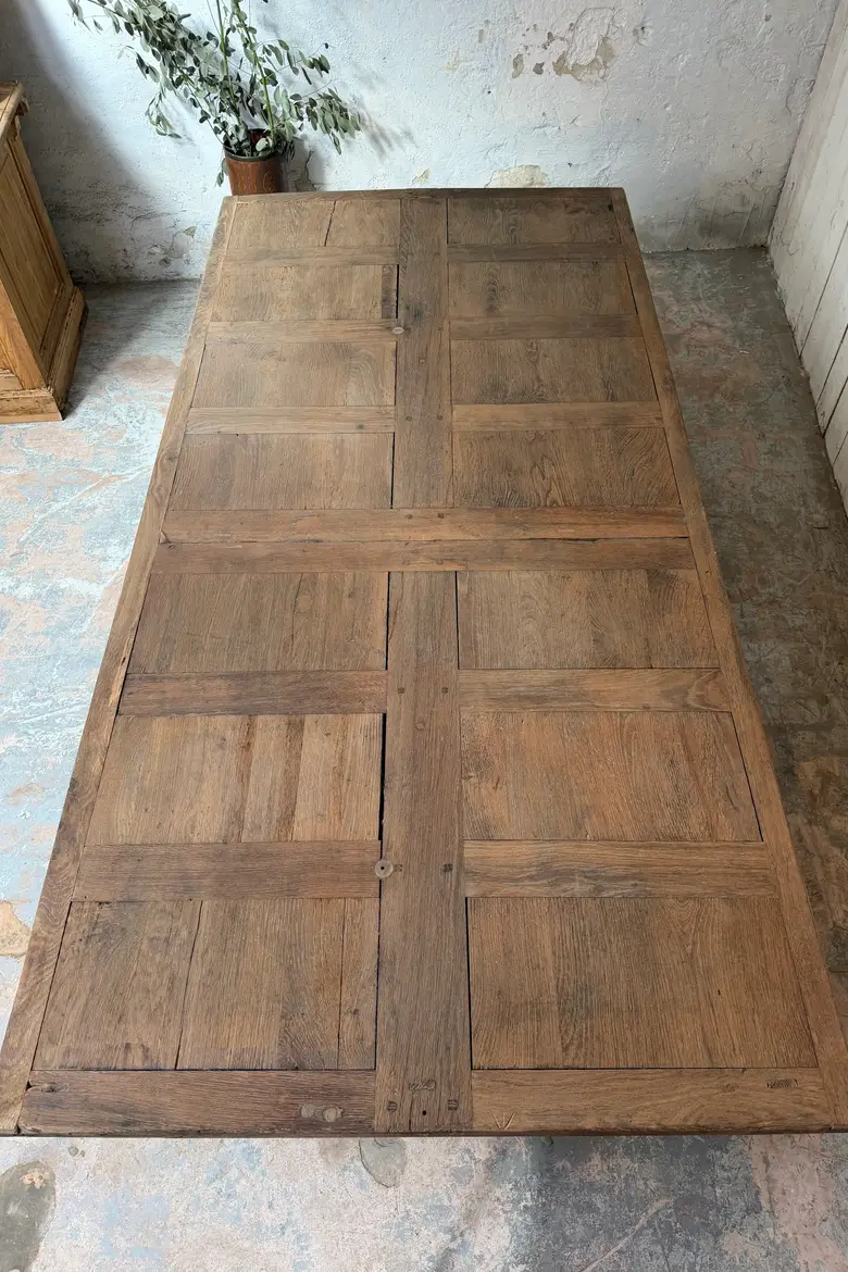 Grande table en chêne