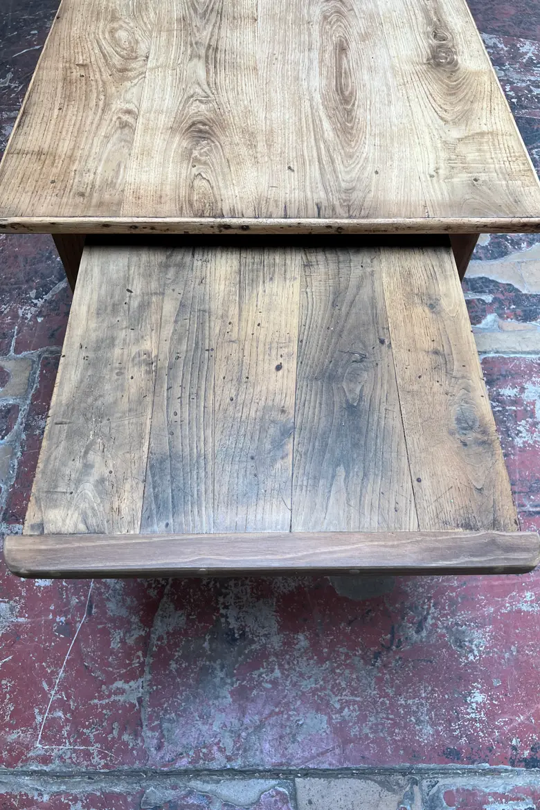 Grande table en frêne