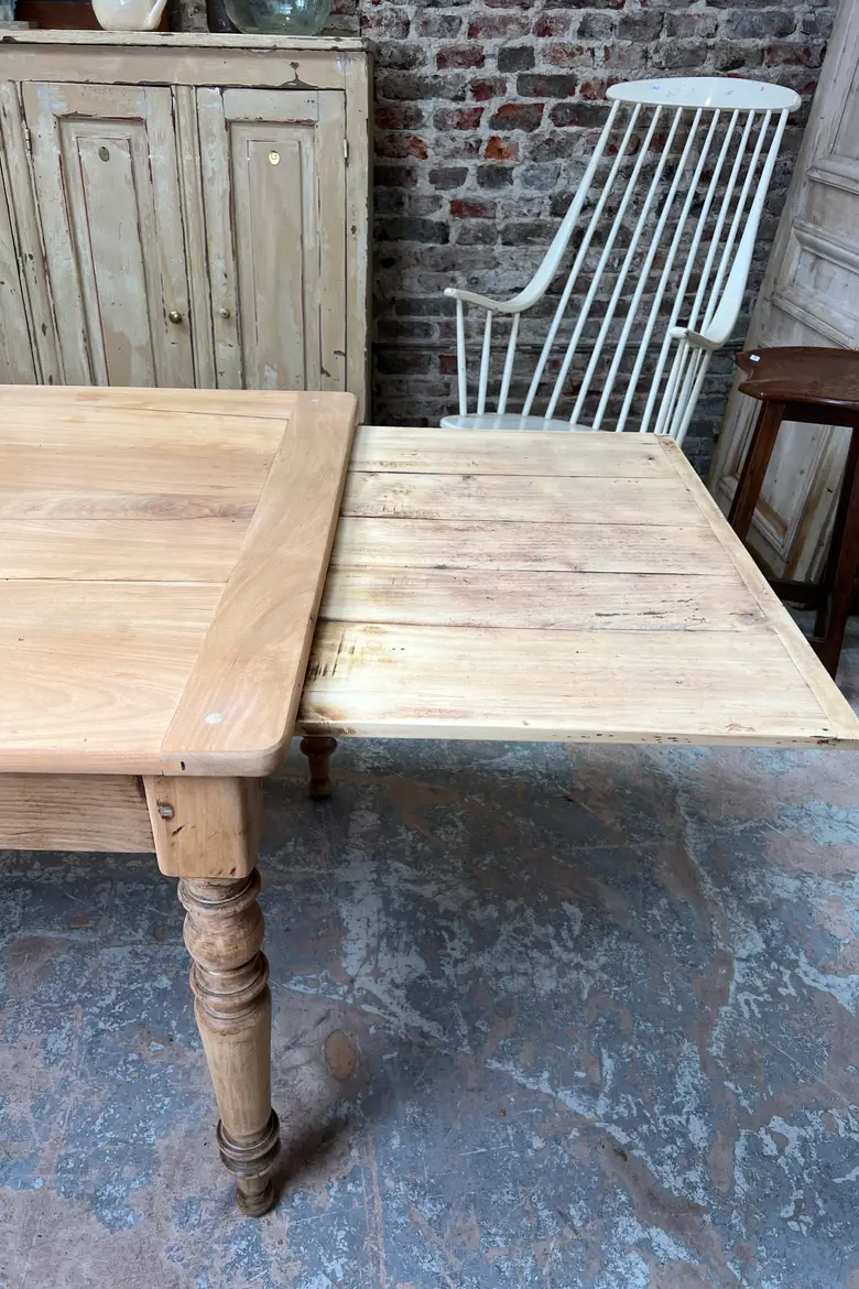 Grande table en merisier