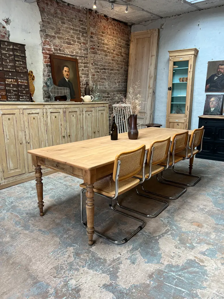 Grande table en merisier