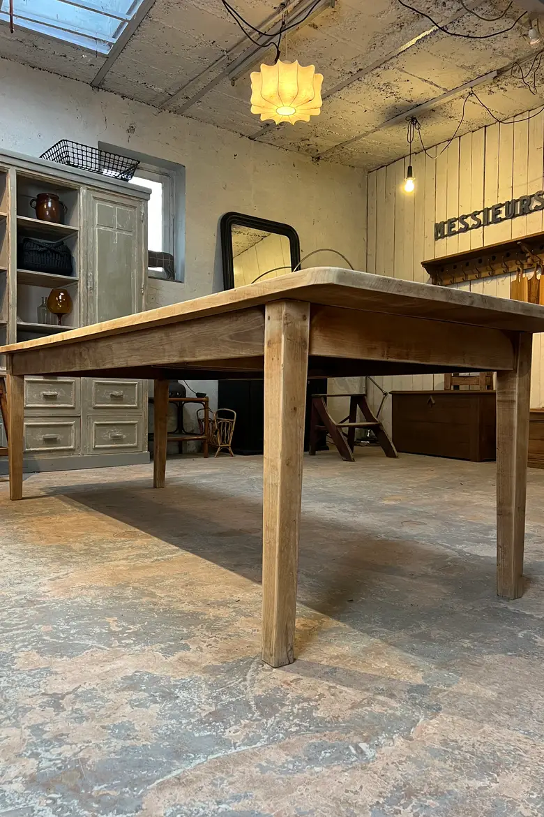 Grande table en orme