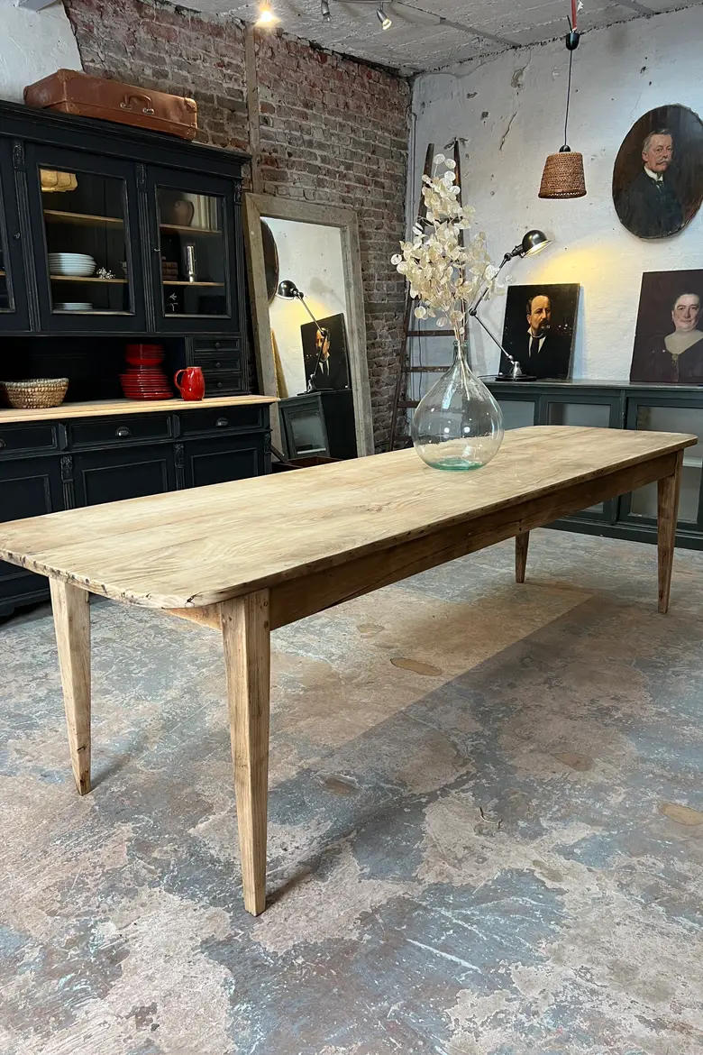Grande table en orme Début XXème