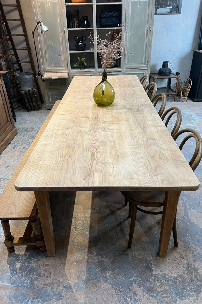 Grande table en orme