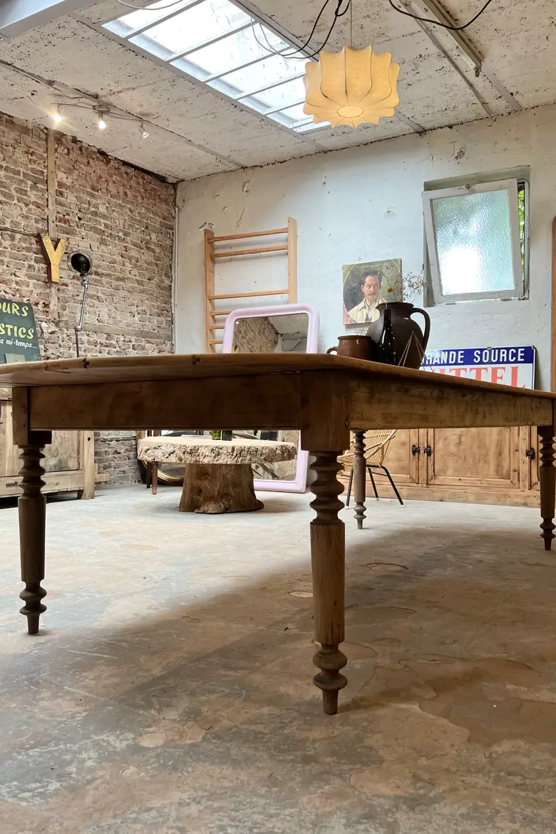 Grande table en sapin Début XXème