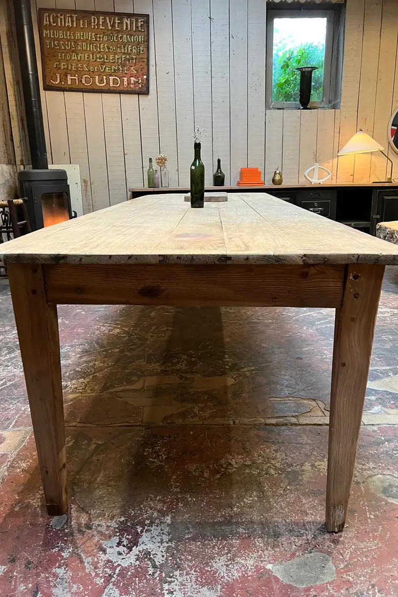 Grande table en sapin Début XXème
