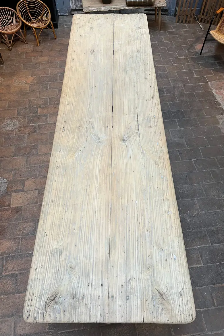 Grande table en sapin Début XXème