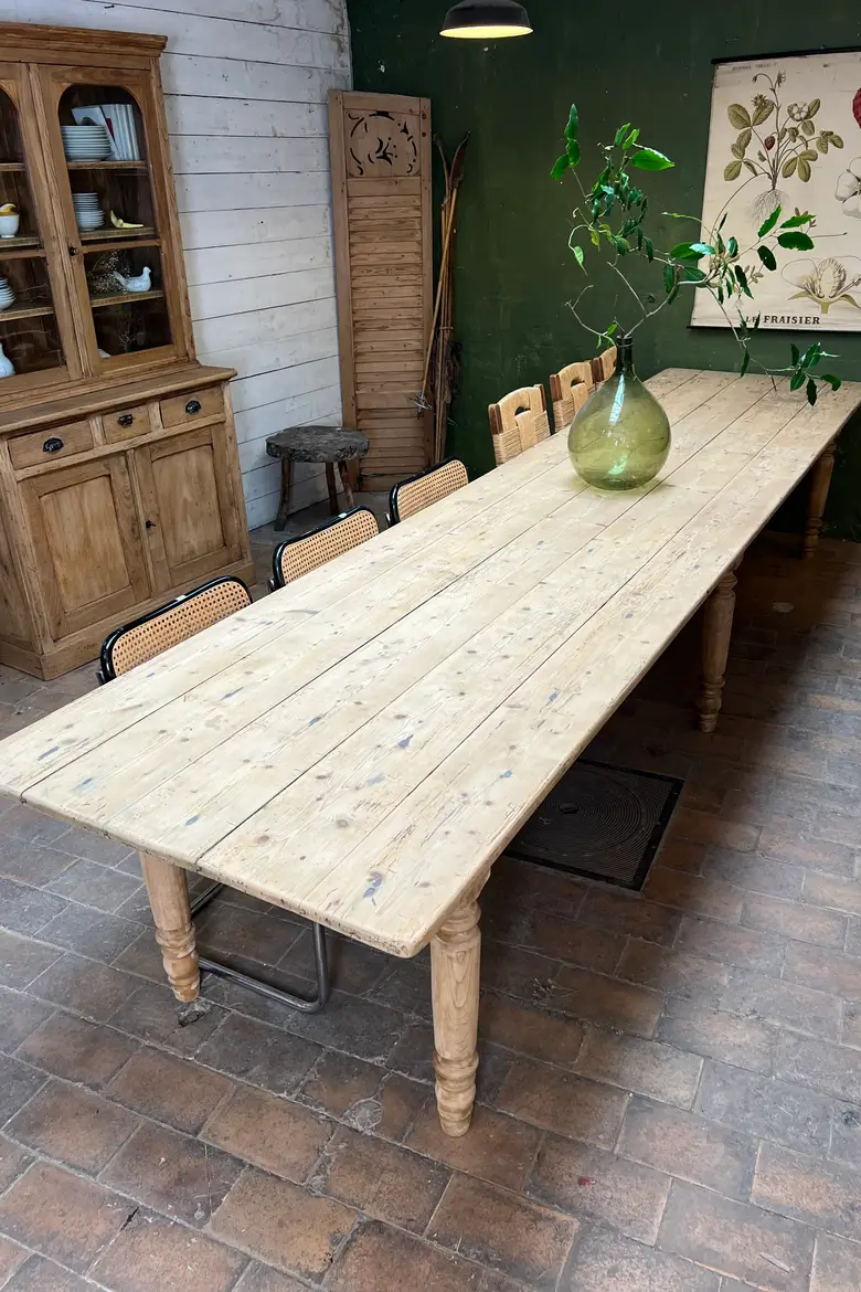 Grande table en sapin Début XXème