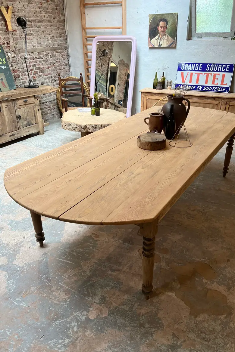 Grande table en sapin Début XXème