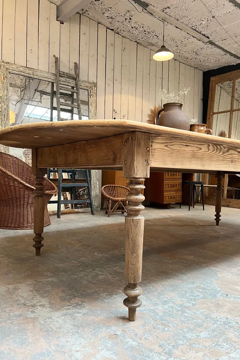Grande table en sapin Début XXème