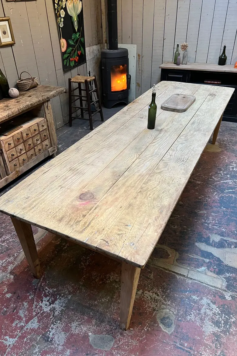 Grande table en sapin Début XXème