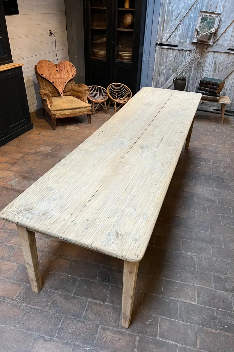 Grande table en sapin Début XXème