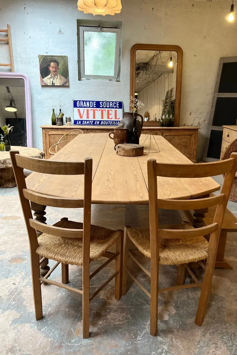 Grande table en sapin Début XXème