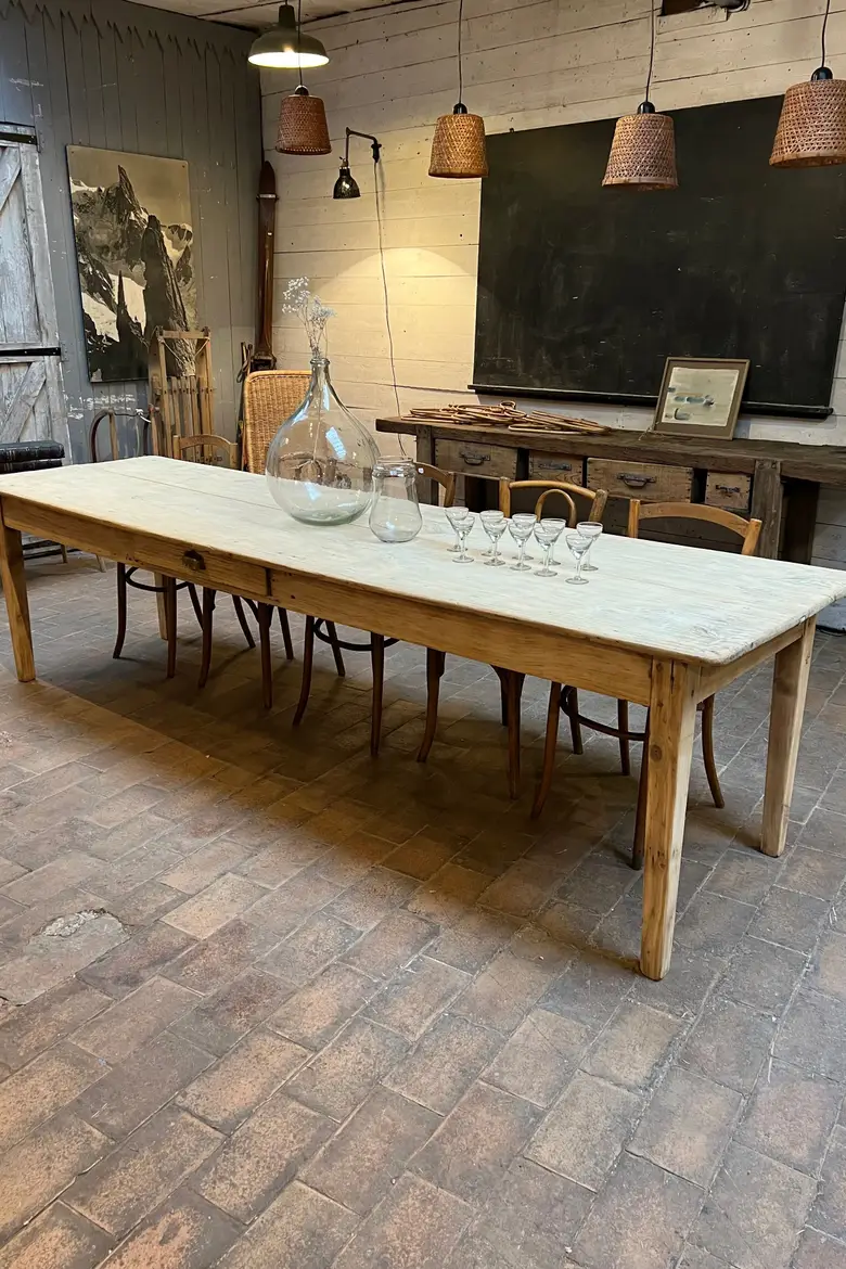 Grande table en sapin Début XXème