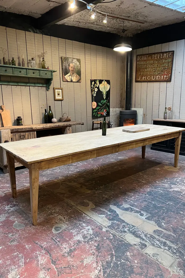 Grande table en sapin Début XXème