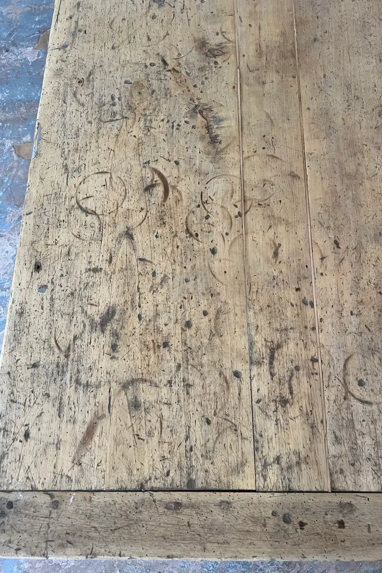 Grande table en tilleul