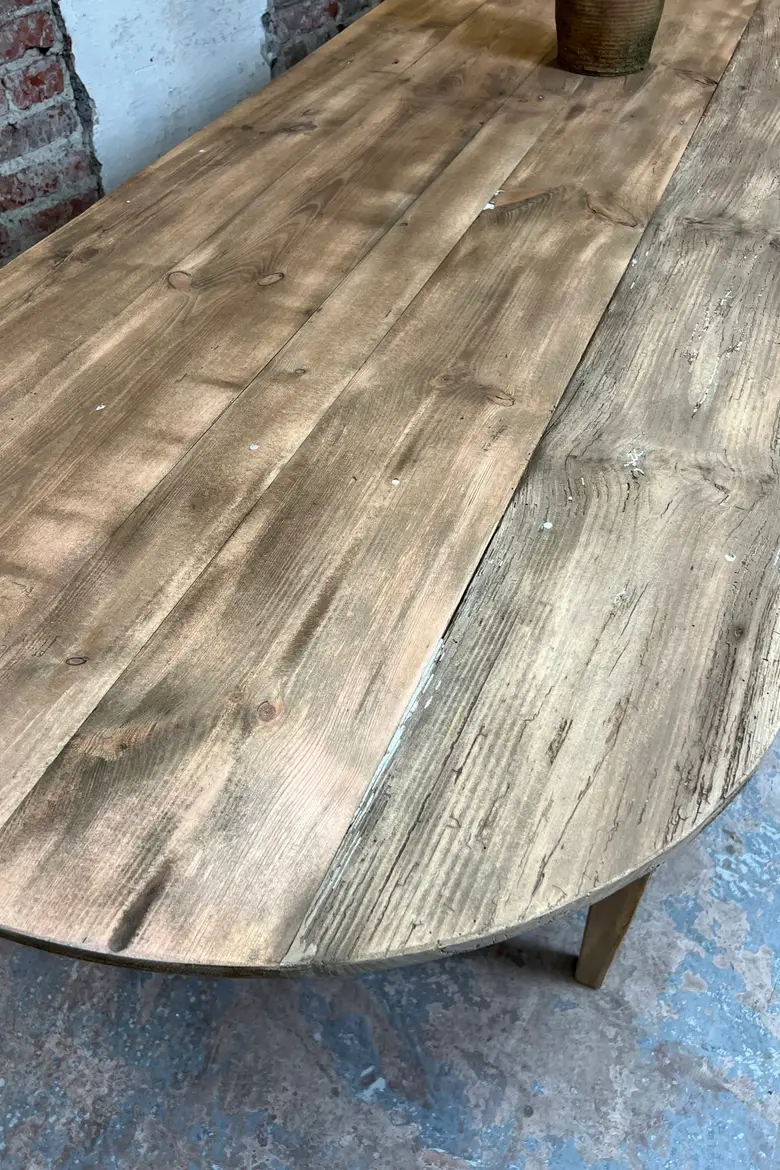 Grande table ovale en sapin – Début XXe
