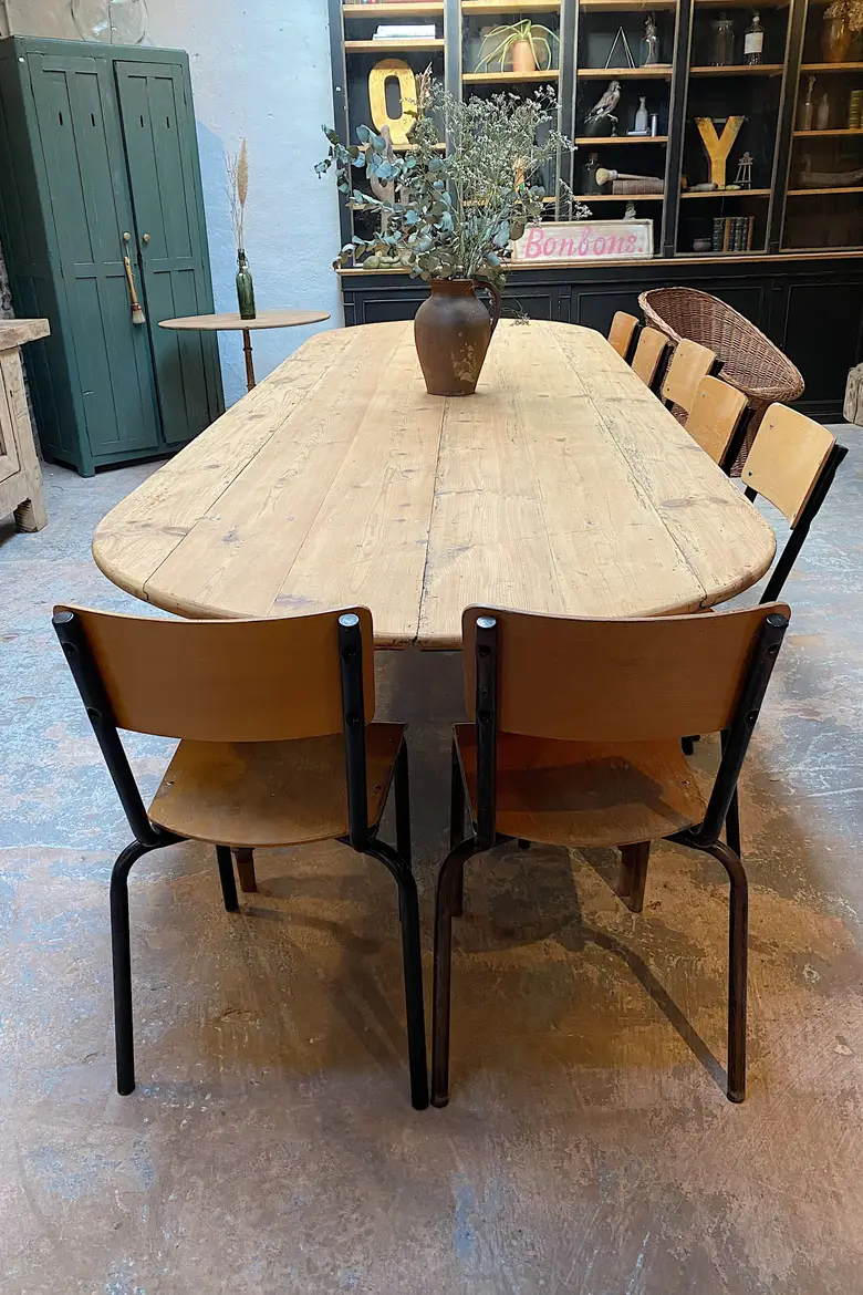 Grande table ovale en sapin Début XXème