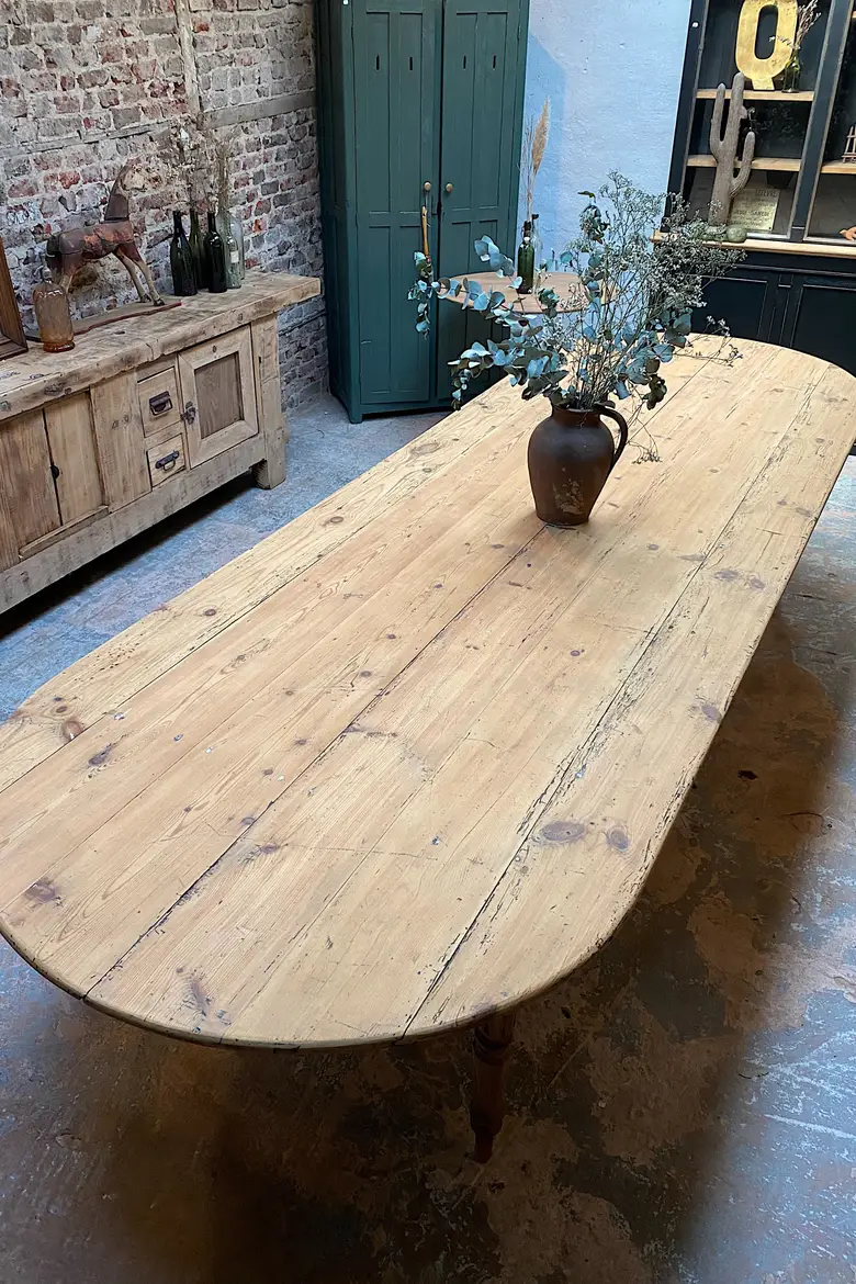 Grande table ovale en sapin Début XXème