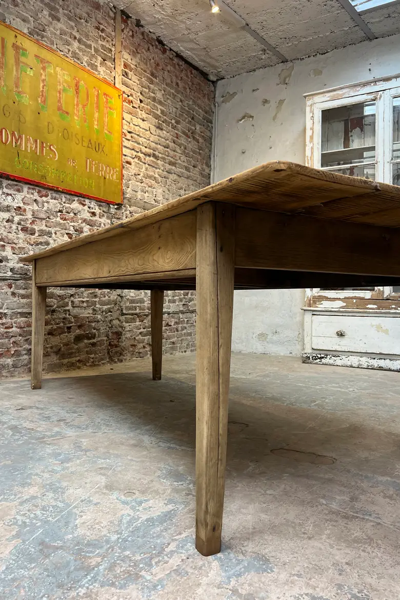 Grande table XIXe