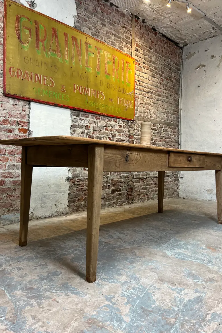 Grande table XIXe