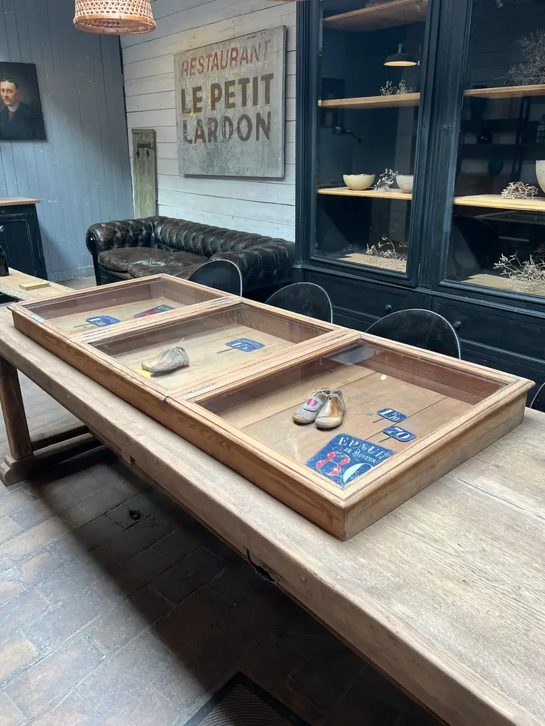 Grande vitrine de magasin à poser Début XXème