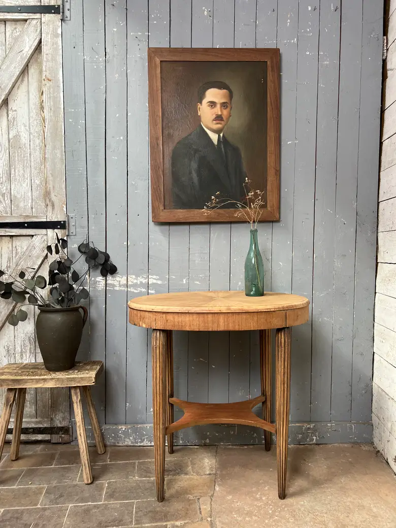 Guéridon Art déco en noyer — Guéridon Art déco en noyer